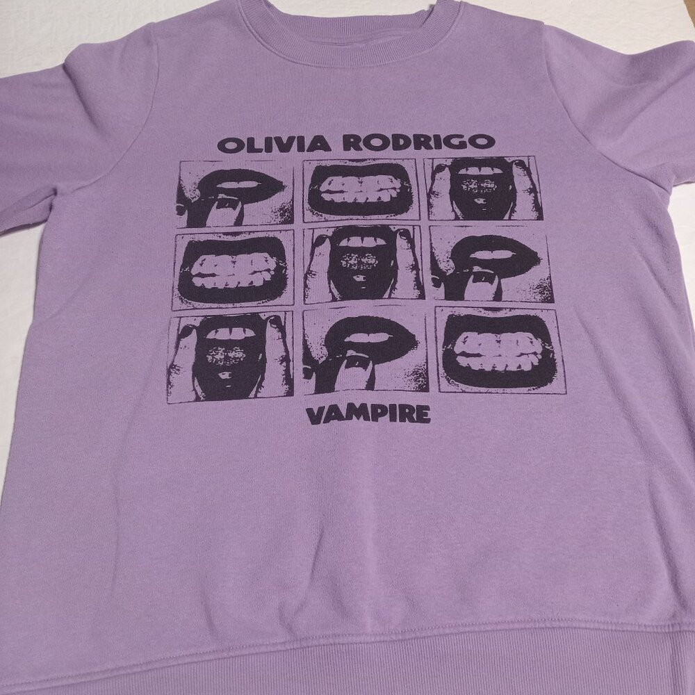 Oliva Rodrigo Vampire Women's Long Sleeve Sweatshirt XL Purple